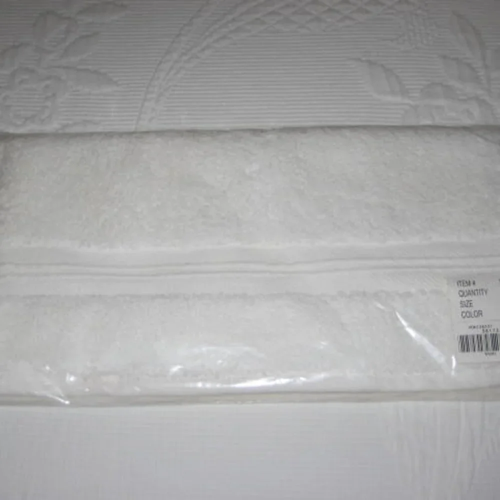 NWT Sundance Catalog White Cotton Washcloth Bath Original Package Made in Turkey